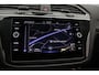 Volkswagen Tiguan R-Line 1.5 TSI 150pk DSG Automaat Adaptive cruise control, LED matrix koplampen, Achteruitrijcamera, Elektrische achterklep, Navigatie, virtual cockpit, stoelverwarming