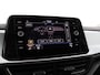 Volkswagen T-Roc 1.5 TSI 150pk DSG Life · Trekhaak · Stoelverwarming · Apple/Android Car Play · Navigatie · 18'' Velgen ·