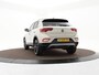 Volkswagen T-Roc 1.5 TSI 150pk DSG Life · Trekhaak · Stoelverwarming · Apple/Android Car Play · Navigatie · 18'' Velgen ·