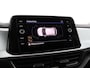 Volkswagen T-Roc 1.5 TSI 150pk DSG Life · Trekhaak · Stoelverwarming · Apple/Android Car Play · Navigatie · 18'' Velgen ·