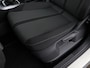 Volkswagen T-Roc 1.5 TSI 150pk DSG Life · Trekhaak · Stoelverwarming · Apple/Android Car Play · Navigatie · 18'' Velgen ·
