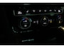 Volkswagen Golf Variant 1.5 TSI R-Line Trekhaak | Virtual Cockpit | Stoelverw. | Adapt. Cruise | Dodehoek | Alcantara | Carplay | Navi | Bluetooth | 17" LMV | PDC V+A