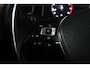 Volkswagen Golf Variant 1.5 TSI R-Line Trekhaak | Virtual Cockpit | Stoelverw. | Adapt. Cruise | Dodehoek | Alcantara | Carplay | Navi | Bluetooth | 17" LMV | PDC V+A