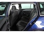Volkswagen Golf Variant 1.5 TSI R-Line Trekhaak | Virtual Cockpit | Stoelverw. | Adapt. Cruise | Dodehoek | Alcantara | Carplay | Navi | Bluetooth | 17" LMV | PDC V+A
