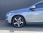 Volvo V60 2.0 T4 Business Sport | 18 inch Lichtmetalen velgen | Dubbele uitlaat |