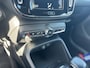Volvo XC40 T2 Momentum Pro | Parkeercamera | Keyless Entry | Handgeschakeld |