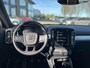 Volvo XC40 T2 Momentum Pro | Parkeercamera | Keyless Entry | Handgeschakeld |