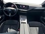 Opel Astra Electric Ultimate EV 58kWh 156pk | ALCANTARA | SCHUIFKANTELDAK | STOEL + STUUR + VOORRUITVERW. | 18 INCH LM-VELGEN | NAVI | CAMERA | MASSAGE STOELEN |