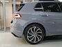Volkswagen Golf 1.5 eTSI R-Line DSG PANORAMA SFEERVERL. IQ LIGHT VIRTUAL PDC CAMERA LEER