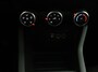 Renault Clio TCe 90 GPF Business Zen | Trekhaak | Navigatie | Parkeersensoren | Airco |