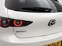 Mazda 3 2.0 e-SkyActiv-G M Hybrid 122 Exclusive-line WORDT VERWACHT Locatie Mazda RIJEN Adres: Parallelweg 49, 5121 LD Rijen