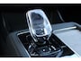 Volvo XC90 T8 Plug-in hybrid AWD Ultra Bright Exec. Ed. | Actieve Luchtvering | Bowers&Wilkins geluidsinstallatie | Gelamineerde Ruiten rondom | 360 graden camera | Stoelen voor verwarmbaar/verkoelbaar | Massage functie voor | Elektrisch verstelbare stoelen met memory functie | 22'' Lichtmetalen velgen |