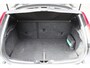 Volvo V40 Cross Country 1.5 T3 Polar+ Luxury | Afneembare Trekhaak | Panoramadak | Premium audio by Harman Kardon | Standkachel | Stoelverwarming | Lederen Bekleding | Achteruitrijcamera | Parkeersensoren Voor & Achter | Cruise Control | DAB | Navigatie | Bluetooth | Volvo On Call |