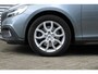 Volvo V40 Cross Country 1.5 T3 Polar+ Luxury | Afneembare Trekhaak | Panoramadak | Premium audio by Harman Kardon | Standkachel | Stoelverwarming | Lederen Bekleding | Achteruitrijcamera | Parkeersensoren Voor & Achter | Cruise Control | DAB | Navigatie | Bluetooth | Volvo On Call |