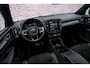 Volvo XC40 Recharge Pro | Harman Kardon Audio | Panoramadak | Trekhaak | 360 Graden Camera | Warmtepomp | Keyless Entry | Elektrische Achterklep | Navigatie | Apple Carplay | Android Auto