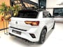 Volkswagen T-Roc 2.0 TSI 4Motion R 300 PK/ Akra/ Pano/ Leder/ Keyless/ 19''LMV