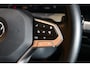 Volkswagen Golf 1.0 TSI Life Business, LED, ACC, Memory, Carplay, Alcantara, Digital, Stoelverwarming, Sfeerverlichting!