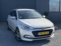 Hyundai i20 1.0 T-GDI i-Motion Trekhaak,Airco,Cruise,102pk,Rijstrooksensor,Pdc,Lm velgen,4x Elekt.Ramen,N.A.P,Apk tot 08-2026
