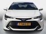 Toyota Corolla 1.8 Hybrid Active / Adaptive Cruise / Stoel & Stuurverwarming / Carplay / Camera / Full LED / DAB / Keyless /