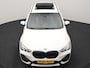 BMW X1 xDrive25e Sportline PHEV 221pk Dealer O.H | Trekhaak Afn. | Panodak | Head Up | Camera | Harman / Kardon | Sportstoelen Memory & Verwarmd | Keyless | Apple Carplay | BMW LED | Sfeerverlichting | Navigatie | DAB | 18" L.M | Plug In Hybrid |