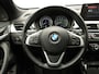 BMW X1 xDrive25e Sportline PHEV 221pk Dealer O.H | Trekhaak Afn. | Panodak | Head Up | Camera | Harman / Kardon | Sportstoelen Memory & Verwarmd | Keyless | Apple Carplay | BMW LED | Sfeerverlichting | Navigatie | DAB | 18" L.M | Plug In Hybrid |