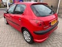 Peugeot 206 1.1 XR | leuke auto die goed rijd en schakelt | nieuwe apk keuring bij levering !