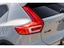Volvo EX40 Single Motor Ext. Range Plus Bl. Ed. Europa 82 kWh | Google | Long Range | Harman Kardon Audio | Adaptieve Cruise Control | Camera | Getint Glas | Warmtepomp | Stoelverwarming Voor + Achter | Park Assist | LED Koplampen | 20" LM