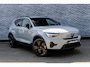 Volvo EX40 Single Motor Ext. Range Plus Bl. Ed. Europa 82 kWh | Google | Long Range | Harman Kardon Audio | Adaptieve Cruise Control | Camera | Getint Glas | Warmtepomp | Stoelverwarming Voor + Achter | Park Assist | LED Koplampen | 20" LM