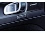 Volvo EX40 Single Motor Ext. Range Plus Bl. Ed. Europa 82 kWh | Google | Long Range | Harman Kardon Audio | Adaptieve Cruise Control | Camera | Getint Glas | Warmtepomp | Stoelverwarming Voor + Achter | Park Assist | LED Koplampen | 20" LM