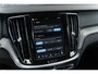 Volvo V60 T6 Plug-in hybrid AWD Essential | Google | Longe Range | Stuurverwarming | Park Assist | Getint Glas | Stoelverwarming Voor + Achter | Zwarte Hemelbekleding | Camera | Lederen Bekleding | Zitverlenging | 19" LM