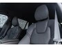 Volvo V60 T6 Plug-in hybrid AWD Essential | Google | Longe Range | Stuurverwarming | Park Assist | Getint Glas | Stoelverwarming Voor + Achter | Zwarte Hemelbekleding | Camera | Lederen Bekleding | Zitverlenging | 19" LM