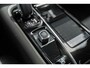 Volvo V60 T6 Plug-in hybrid AWD Essential | Google | Longe Range | Stuurverwarming | Park Assist | Getint Glas | Stoelverwarming Voor + Achter | Zwarte Hemelbekleding | Camera | Lederen Bekleding | Zitverlenging | 19" LM
