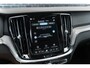 Volvo V60 T6 Plug-in hybrid AWD Essential | Google | Longe Range | Stuurverwarming | Park Assist | Getint Glas | Stoelverwarming Voor + Achter | Zwarte Hemelbekleding | Camera | Lederen Bekleding | Zitverlenging | 19" LM