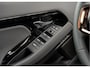 Land Rover Range Rover Evoque P270e Dynamic SE | Black Pack | Schuifdak | Cold Climate Pack | 20" inch |