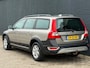 Volvo XC70 2.4 D5 Kinetic LEER TREKHAAK GOED ONDERHOUDEN