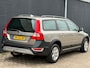 Volvo XC70 2.4 D5 Kinetic LEER TREKHAAK GOED ONDERHOUDEN