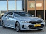 BMW 3-Serie Touring 330e xDrive | M Sport | Panorama-Dak | Adaptieve Cruise | Head-u