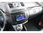 Mercedes-Benz Viano 3.0 CDI V6 AUT. XENON, SCHUIF/KANTELDAK, LUCHTVERING, LEDER, 2X SCHUIFDEUR, CRUISE, PDC, DUBBELE CABINE, DUBBEL CABINE staat niet online.