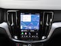 Volvo V60 B3 163pk Mild Hybrid Aut Essential/ Navigatie/ 19 Inch velgen/ Apple Carplay/ DAB/ Camera achter/ 1 Eigenaar/ Origineel NL/ NAP