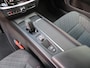 Volvo V60 B3 163pk Mild Hybrid Aut Essential/ Navigatie/ 19 Inch velgen/ Apple Carplay/ DAB/ Camera achter/ 1 Eigenaar/ Origineel NL/ NAP