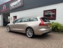 Volvo V60 B3 163pk Mild Hybrid Aut Essential/ Navigatie/ 19 Inch velgen/ Apple Carplay/ DAB/ Camera achter/ 1 Eigenaar/ Origineel NL/ NAP
