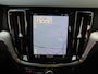 Volvo V60 B3 163pk Mild Hybrid Aut Essential/ Navigatie/ 19 Inch velgen/ Apple Carplay/ DAB/ Camera achter/ 1 Eigenaar/ Origineel NL/ NAP