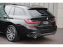 BMW 3-Serie Touring 330e High Executive | 292PK | Led | Sfeerverlichting | ACC | Clima | Trekhaak | Camera | Stoelverwarming | Carplay | 2020.