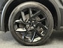 Lynk & Co 01 1.5 BLACK LINE PREMIUM PANORAMADAK VOL OPTIES ! 360 CAMERA ADAPTIVE CRUISE CONTROL SCHUIF/KANTELDAK APPLE CARPLAY/ANDROID RIJSTROOKSENSOREN ZEER MOOI !!