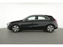 Mercedes-Benz A-klasse 250 e Plug-In Hybride Business Solution Luxury | Ledkoplampen | Parkeerpakket met achteruitrijcamera | Apple CarPlay. Inclusief 24 maanden MB Certified garantie voor Europa.