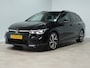 Volkswagen Golf Variant 1.5 eTSI R-Line Business | Trekhaak | IQ.Light | 18" | Navigatie | Stoelverw. 155