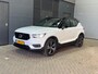 Volvo XC40 T3 R-Design | Automaat | Panoramadak | Trekhaak | 360° Camera | ACC | Stoel+Stuurverwarming