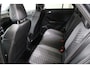 Volkswagen T-Roc 1.5 TSI R-Line DSG Blackstyle Panoramadak | Camera | 19" Velgen | IQ light | Side Assist | El. achterklep