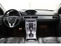 Volvo V70 2.0 T4 Dynamic Edition | Panoramadak | Trekhaak | Stoelverwarming | Adaptieve cruise control | Keyless | Parkeersensoren voor en achter |