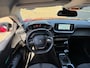 Peugeot 208 1.2 PureTech 100 Allure Navi / P-sensoren & camera / Clima / LM velgen